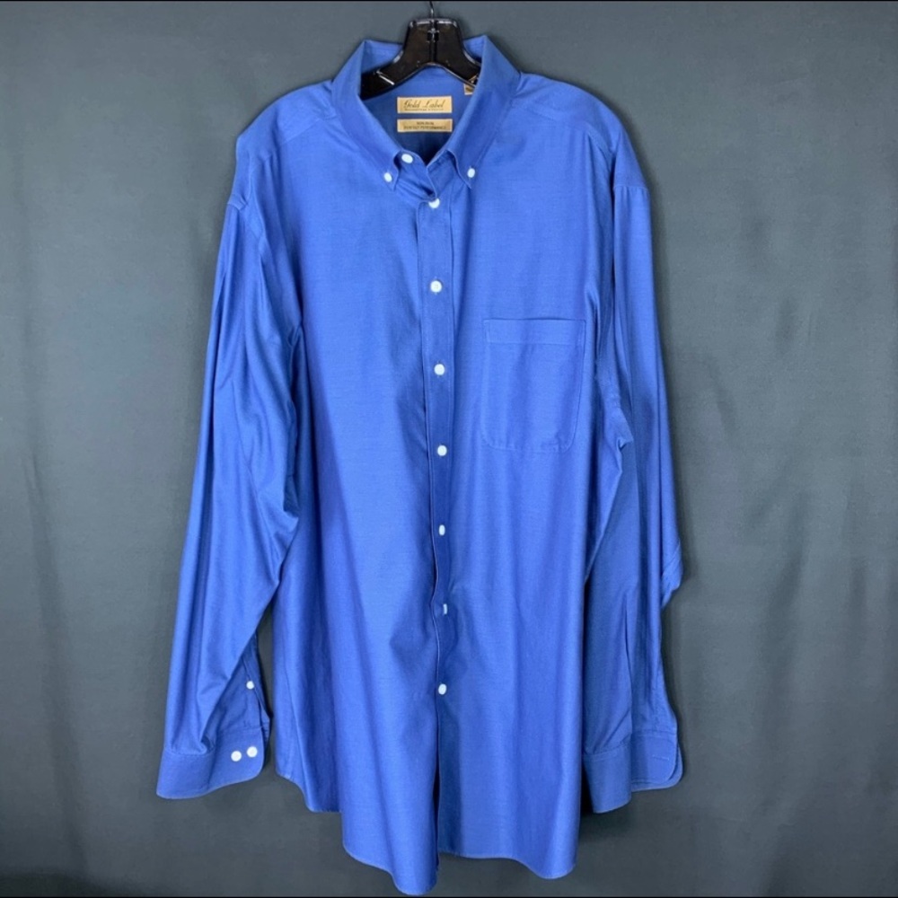 Gold Label Roundtree & York Dress Shirt.